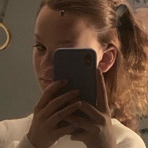 Meet your Posher, Carley